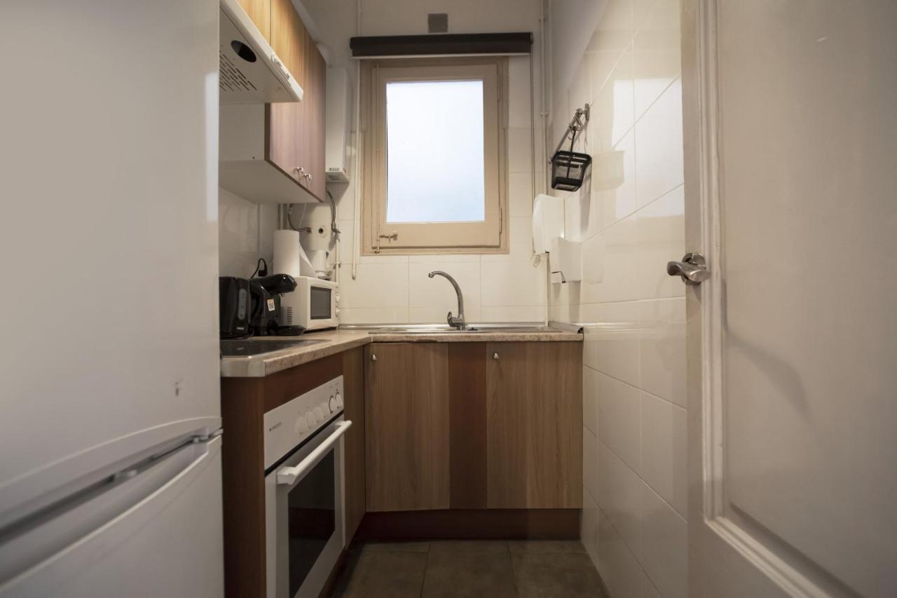 32Par1009 - Big And Spacious Apartment Downtown Barcelona Exteriör bild