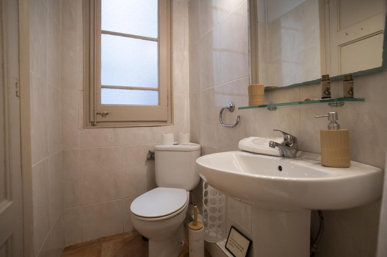 32Par1009 - Big And Spacious Apartment Downtown Barcelona Exteriör bild